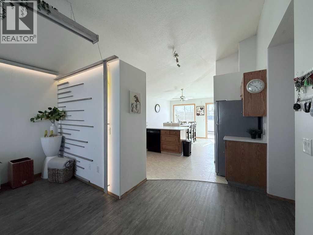 11324 91 Street, Grande Prairie, Alberta  T8X 1M4 - Photo 7 - A2306676