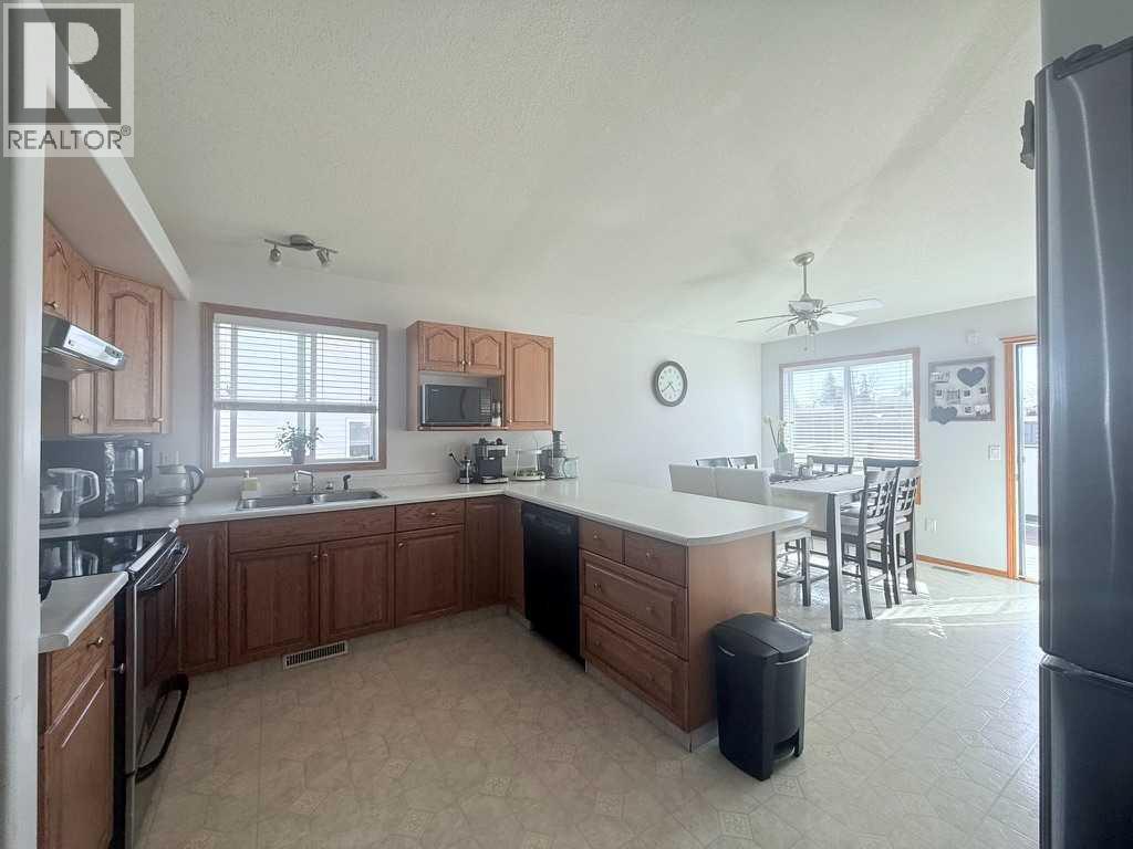 11324 91 Street, Grande Prairie, Alberta  T8X 1M4 - Photo 10 - A2306676