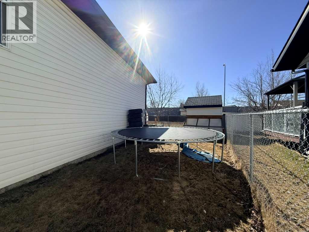 11324 91 Street, Grande Prairie, Alberta  T8X 1M4 - Photo 27 - A2306676