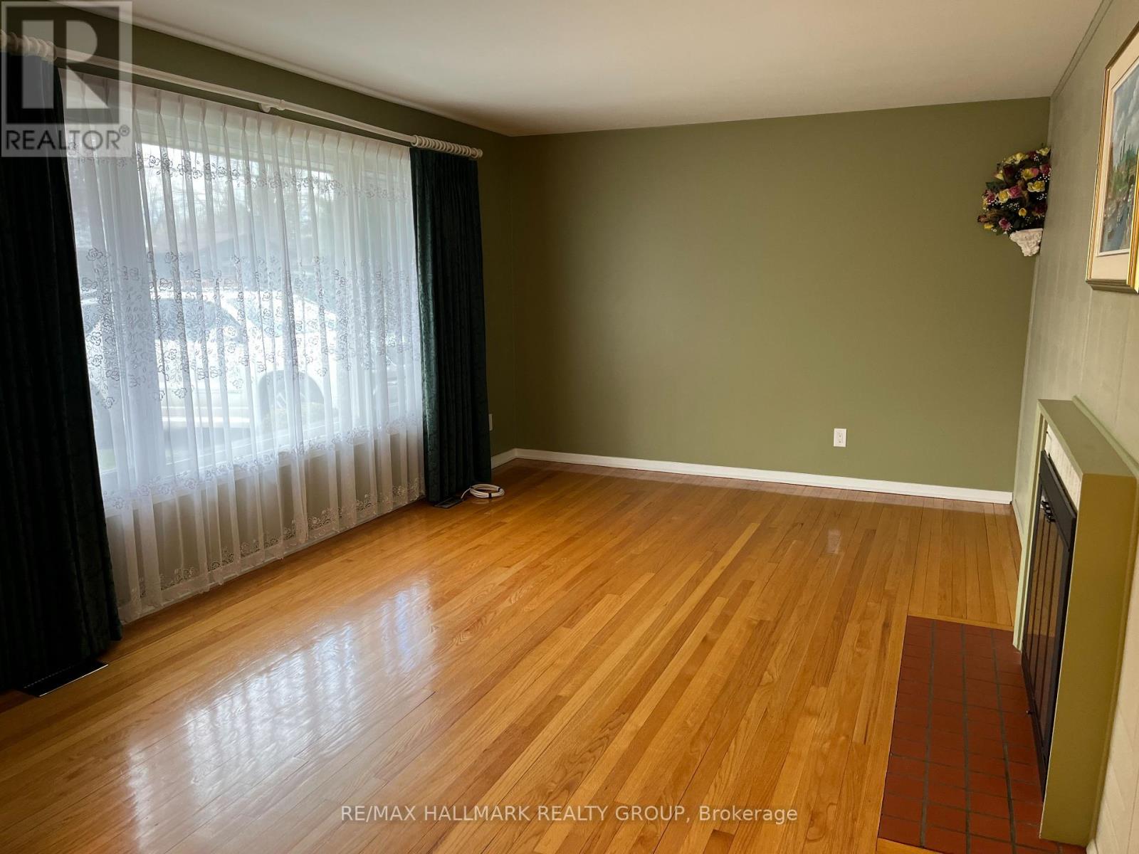 1248 Tompkins Street, Ottawa, Ontario  K2C 3B7 - Photo 6 - X13074978