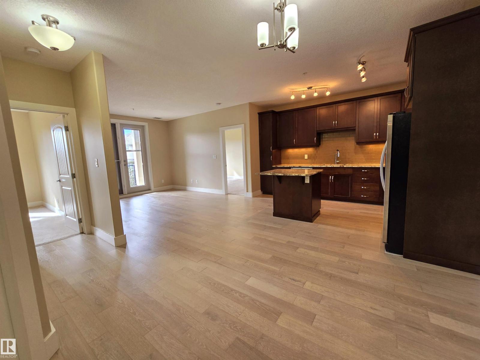#256 6079 Maynard Wy Nw, Edmonton, Alberta  T6R 0S4 - Photo 3 - E4485465