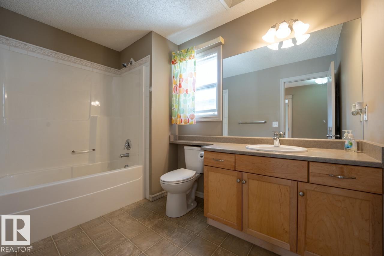 1431 Hodgson Way Nw, Edmonton, Alberta  T6R 3N5 - Photo 10 - E4485466