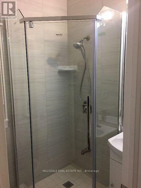 Main Fl - 120 Montrose Ave Avenue, Toronto, Ontario  M6J 2T6 - Photo 5 - C13074990