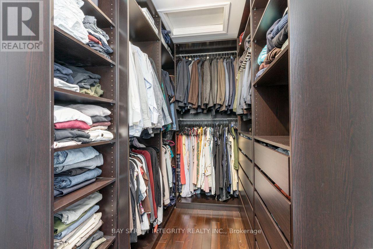 2364 Spring Meadow Way W, Oakville, Ontario  L6M 0C1 - Photo 12 - W13074992