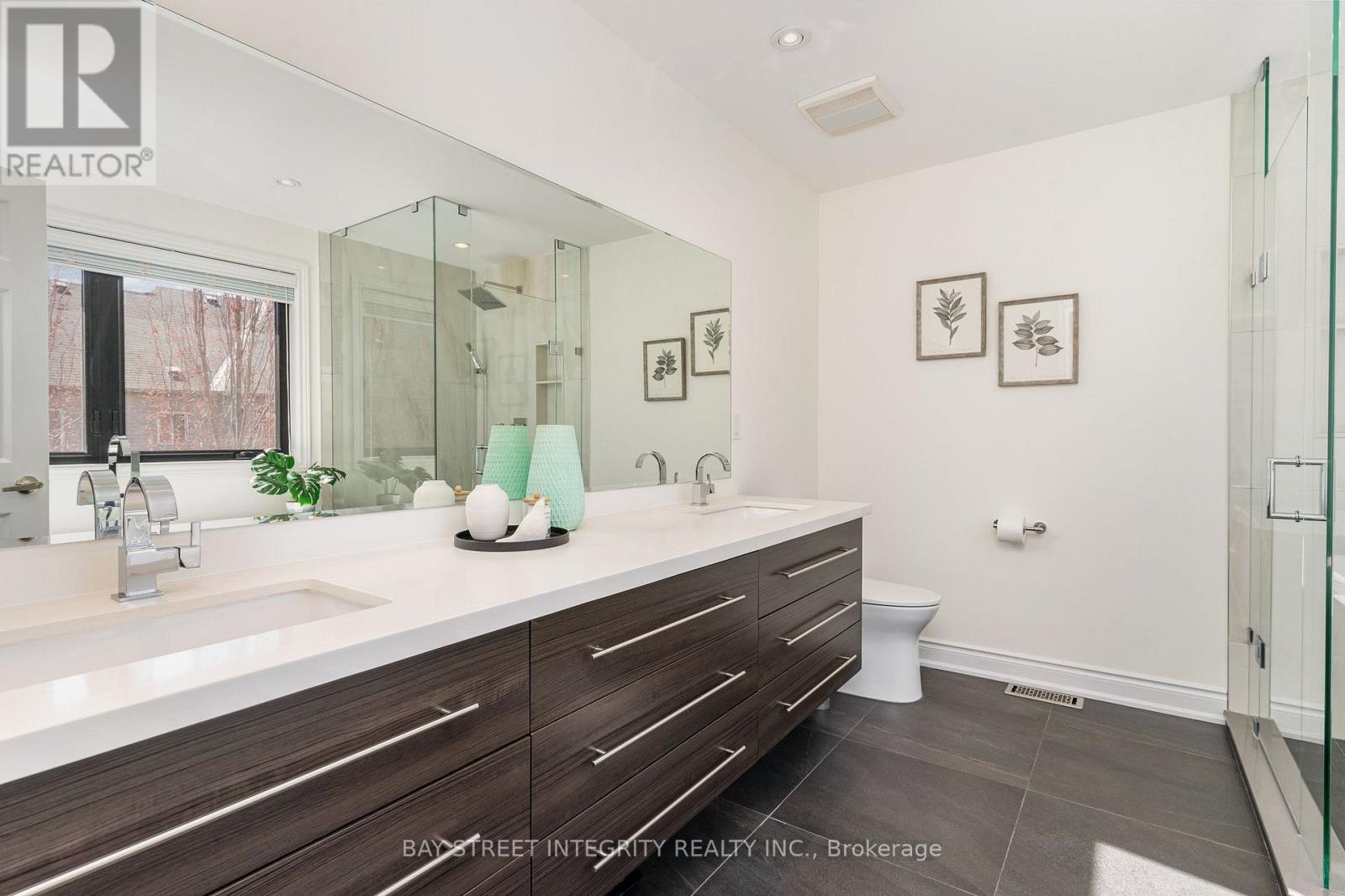 2364 Spring Meadow Way W, Oakville, Ontario  L6M 0C1 - Photo 13 - W13074992