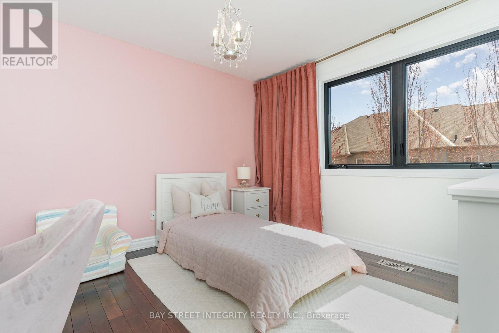 2364 Spring Meadow Way W, Oakville, Ontario  L6M 0C1 - Photo 16 - W13074992