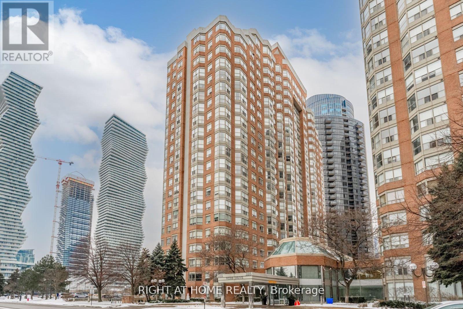 1511 - 335 WEBB DRIVE, Mississauga, Ontario