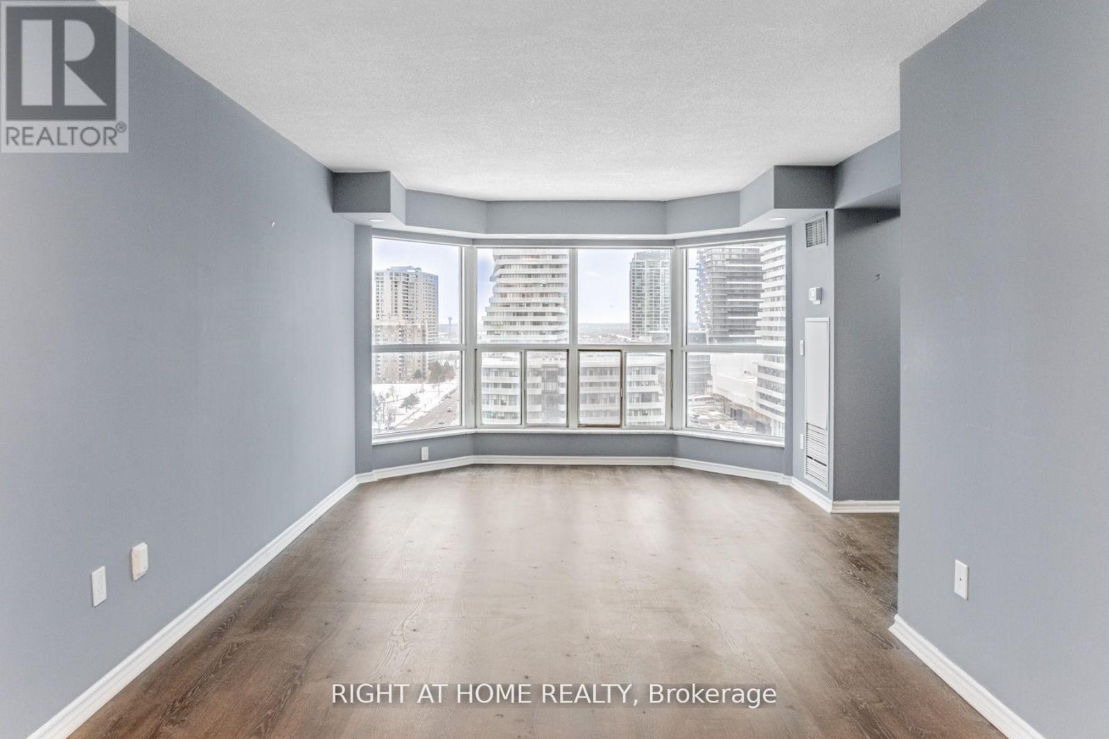 1511 - 335 Webb Drive, Mississauga, Ontario  L5B 4A1 - Photo 11 - W13074994