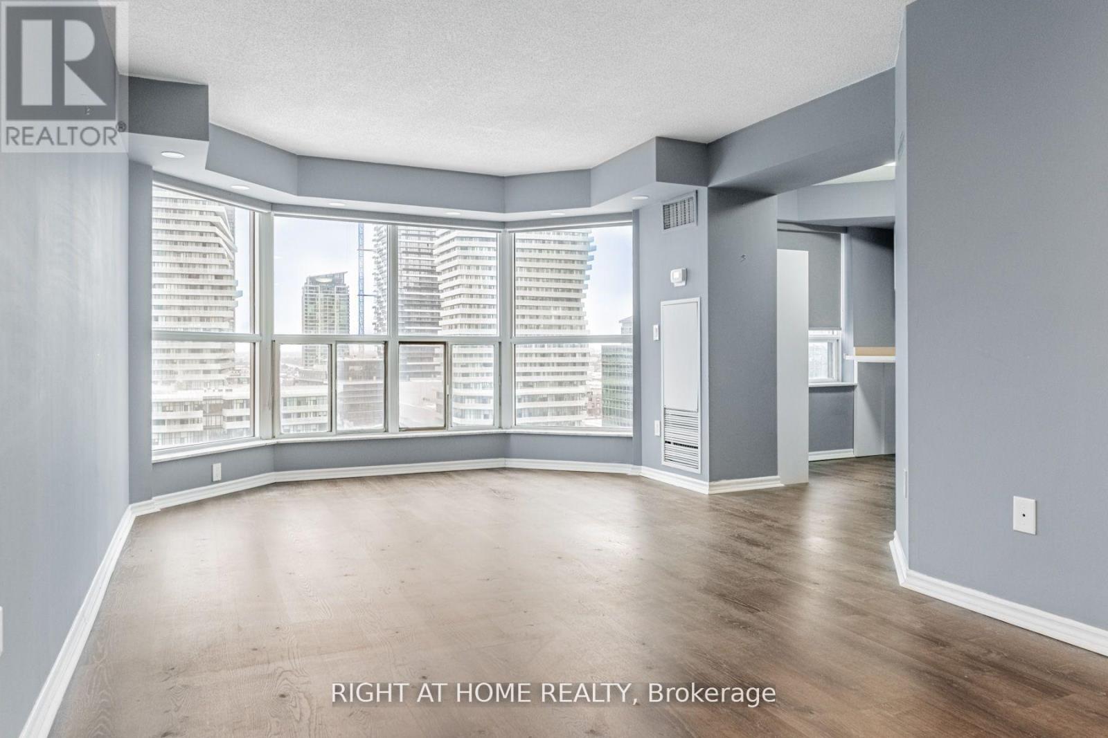 1511 - 335 Webb Drive, Mississauga, Ontario  L5B 4A1 - Photo 13 - W13074994
