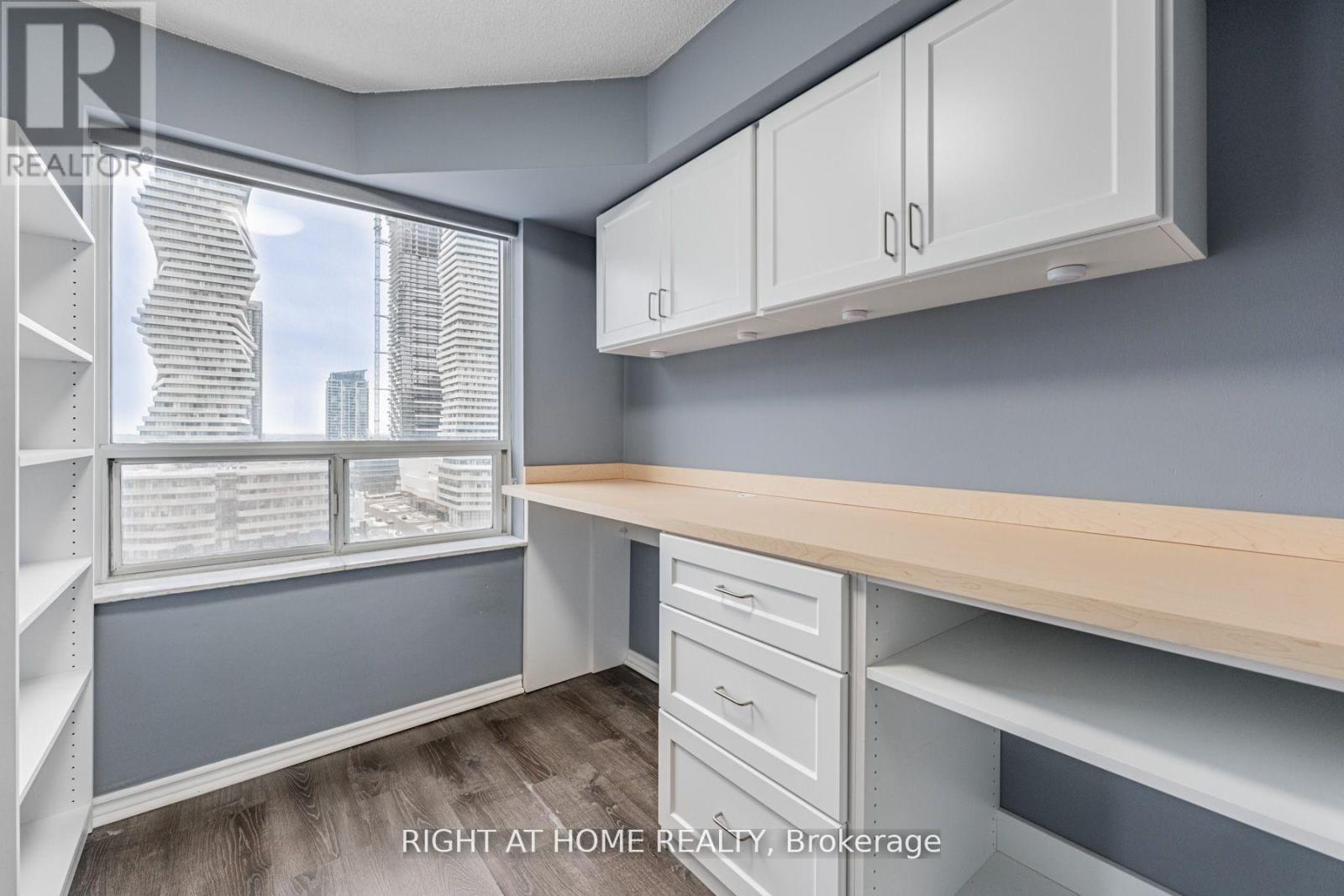 1511 - 335 Webb Drive, Mississauga, Ontario  L5B 4A1 - Photo 16 - W13074994