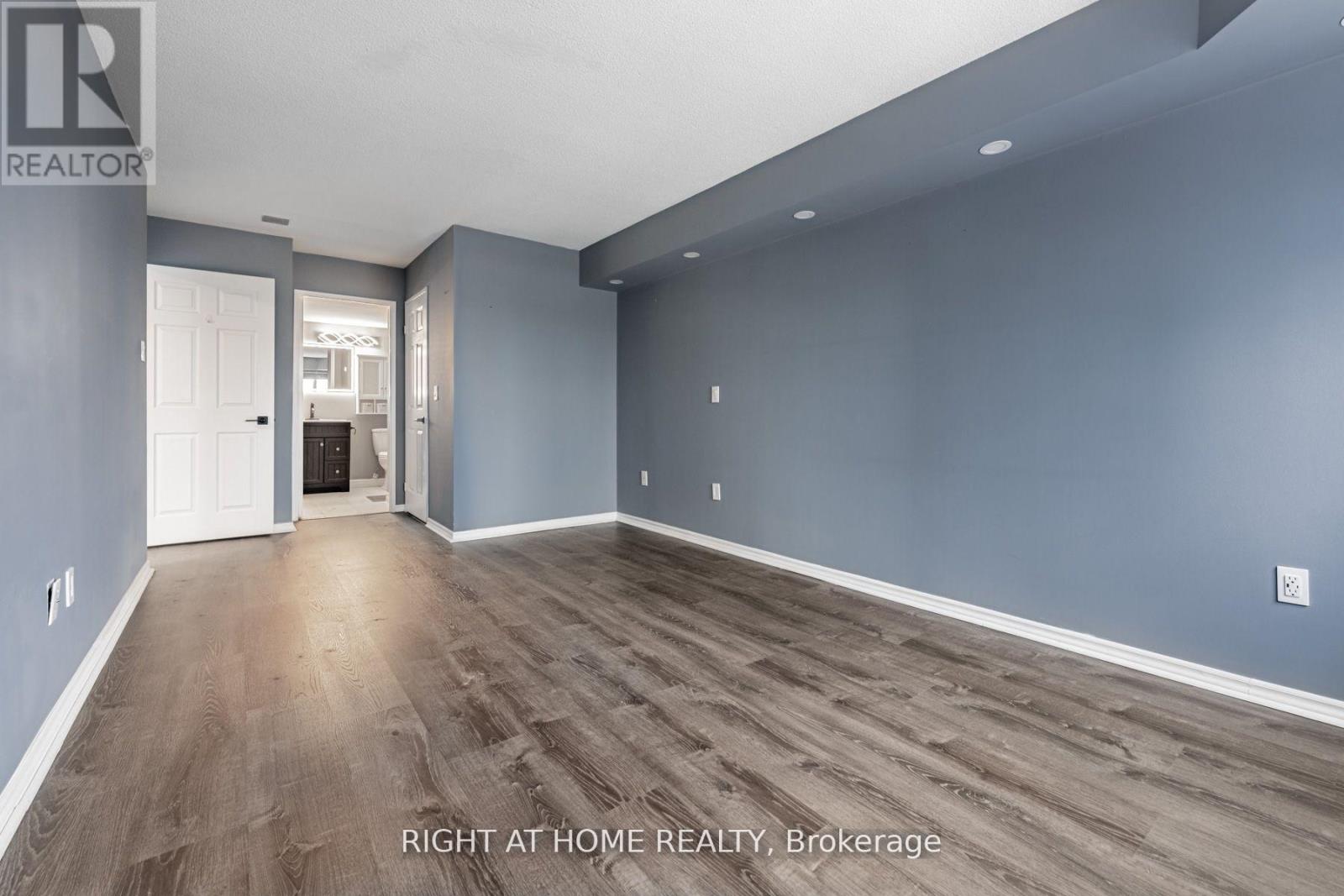 1511 - 335 Webb Drive, Mississauga, Ontario  L5B 4A1 - Photo 18 - W13074994