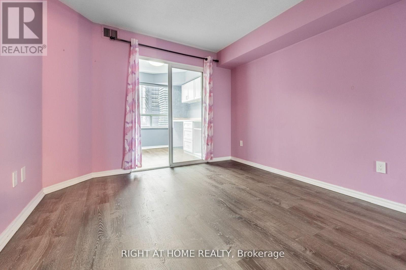 1511 - 335 Webb Drive, Mississauga, Ontario  L5B 4A1 - Photo 25 - W13074994
