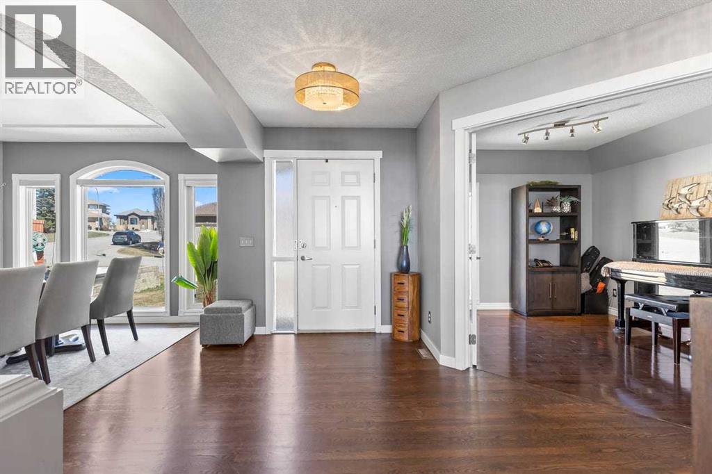 12 Arbour Estates Green NW, Calgary, Alberta  T3G 4E2 - Photo 3 - A2306188