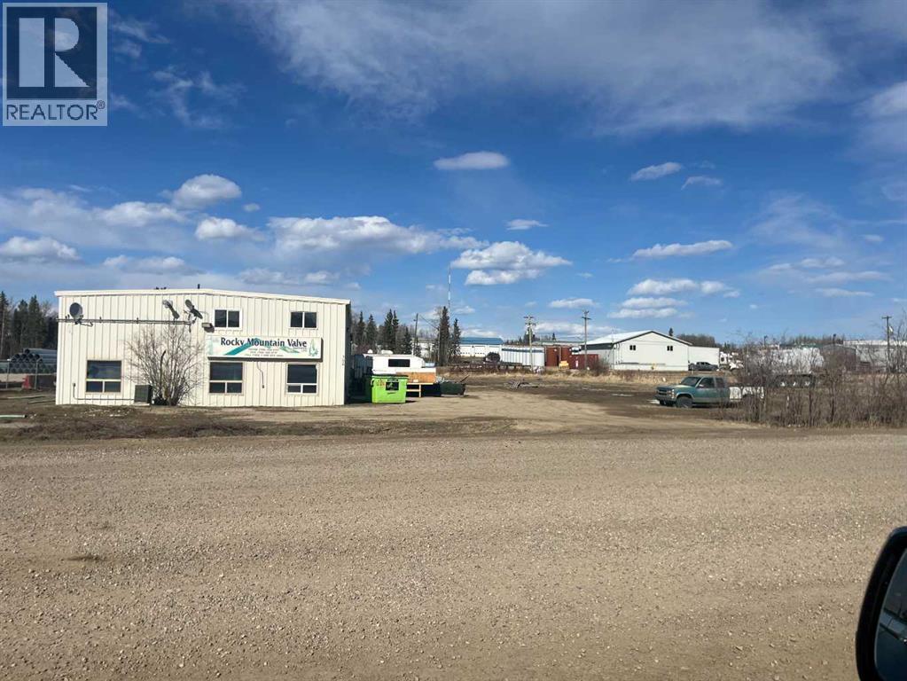 306 1 Avenue, Fox Creek, Alberta  T0H 1P0 - Photo 1 - A2273399