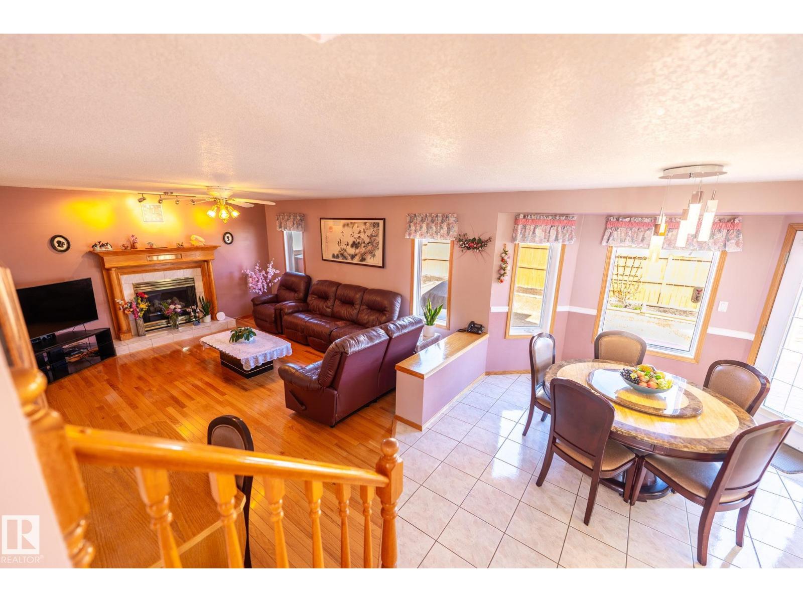 5736 161 Av Nw, Edmonton, Alberta  T5Y 2S9 - Photo 10 - E4485097