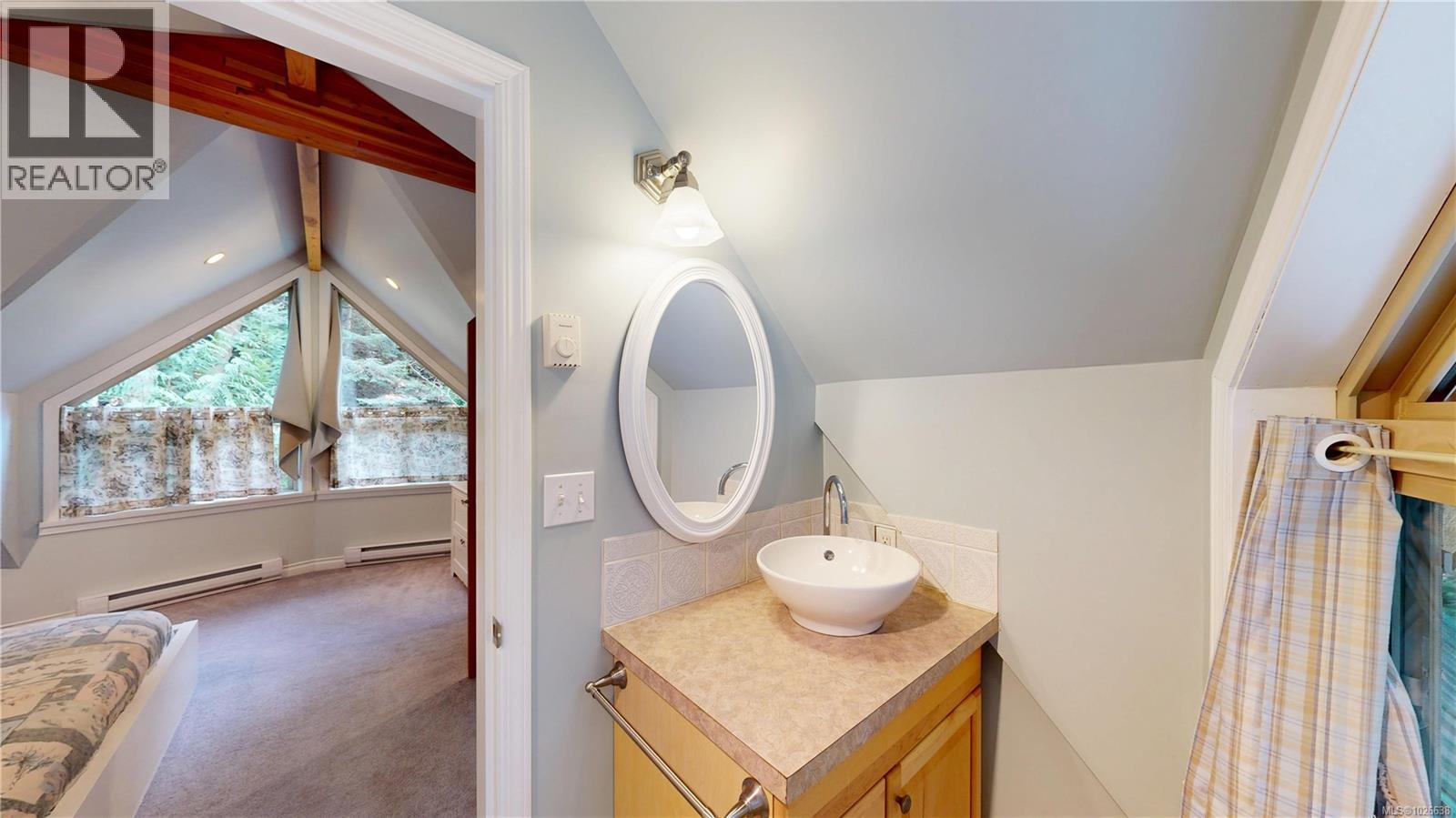 1120 Chappel Pl, Gabriola Island, British Columbia  V0R 1X2 - Photo 19 - 1026638