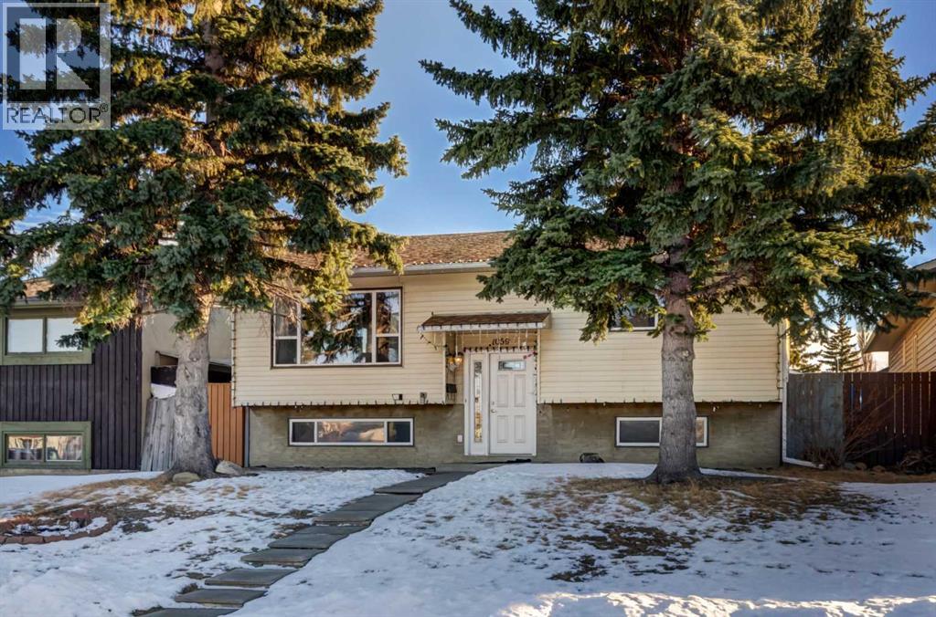 1059 Pinecliff Drive NE, Calgary, Alberta  T1W 3W8 - Photo 33 - A2293445
