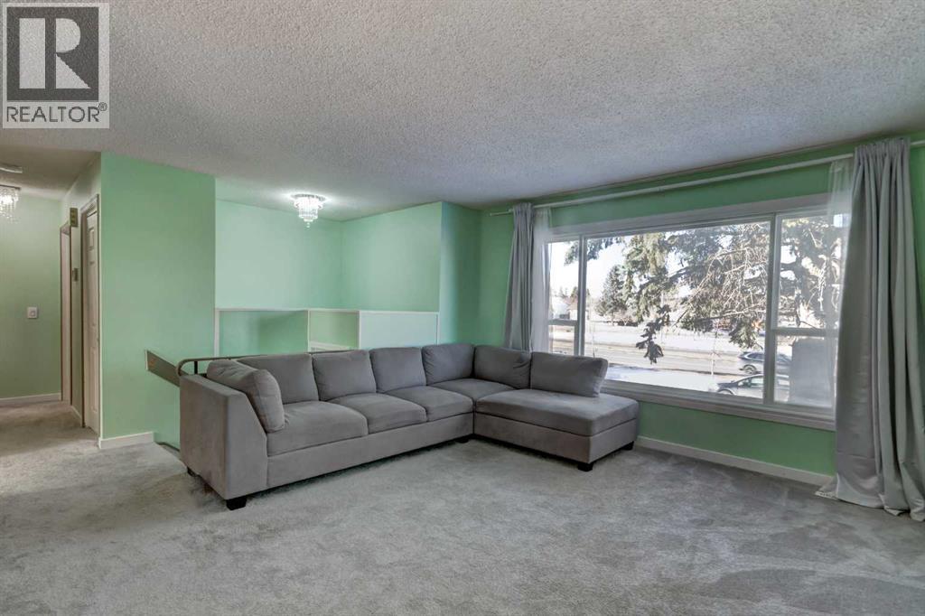 1059 Pinecliff Drive NE, Calgary, Alberta  T1W 3W8 - Photo 3 - A2293445
