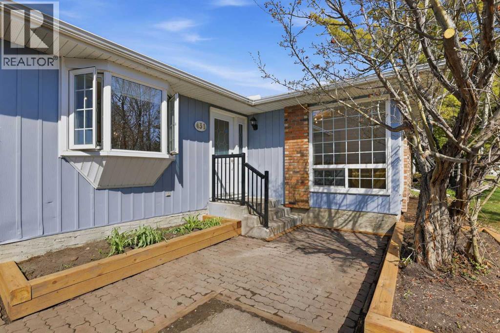 431, Queen Charlotte Drive SE, Calgary, Alberta  T2J 4H2 - Photo 1 - A2307390