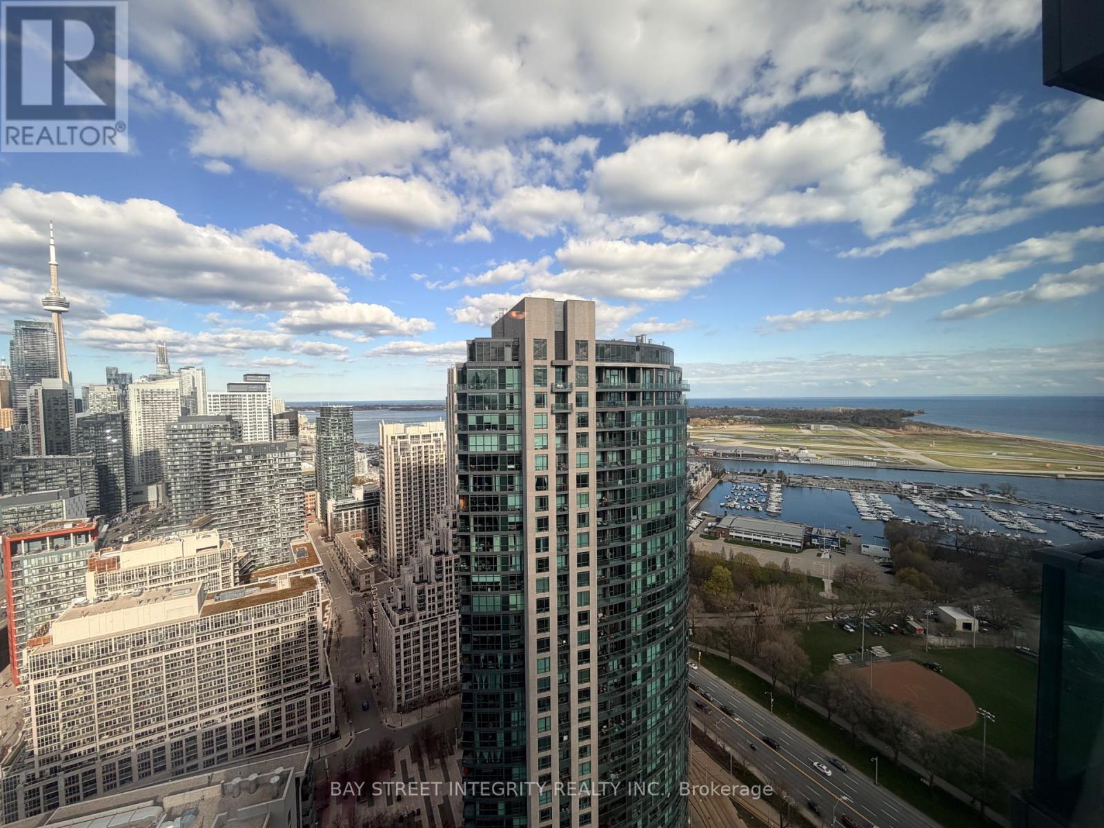 LPH03 - 219 FORT YORK BOULEVARD, Toronto, Ontario