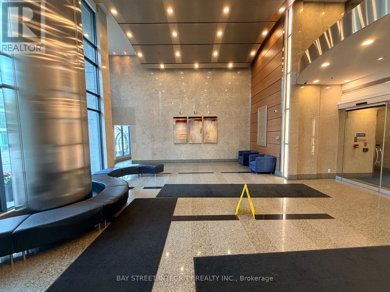 Lph03 - 219 Fort York Boulevard, Toronto, Ontario  M5V 1B1 - Photo 13 - C13075008