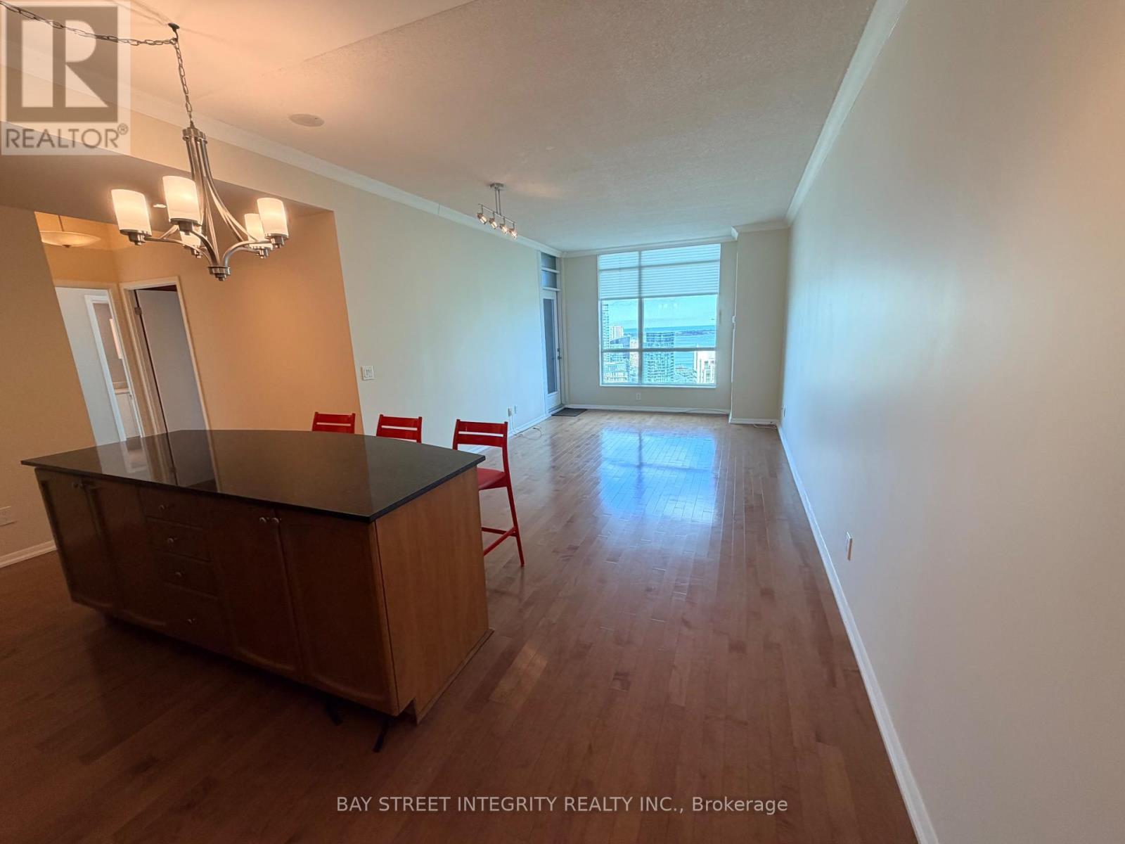 Lph03 - 219 Fort York Boulevard, Toronto, Ontario  M5V 1B1 - Photo 2 - C13075008