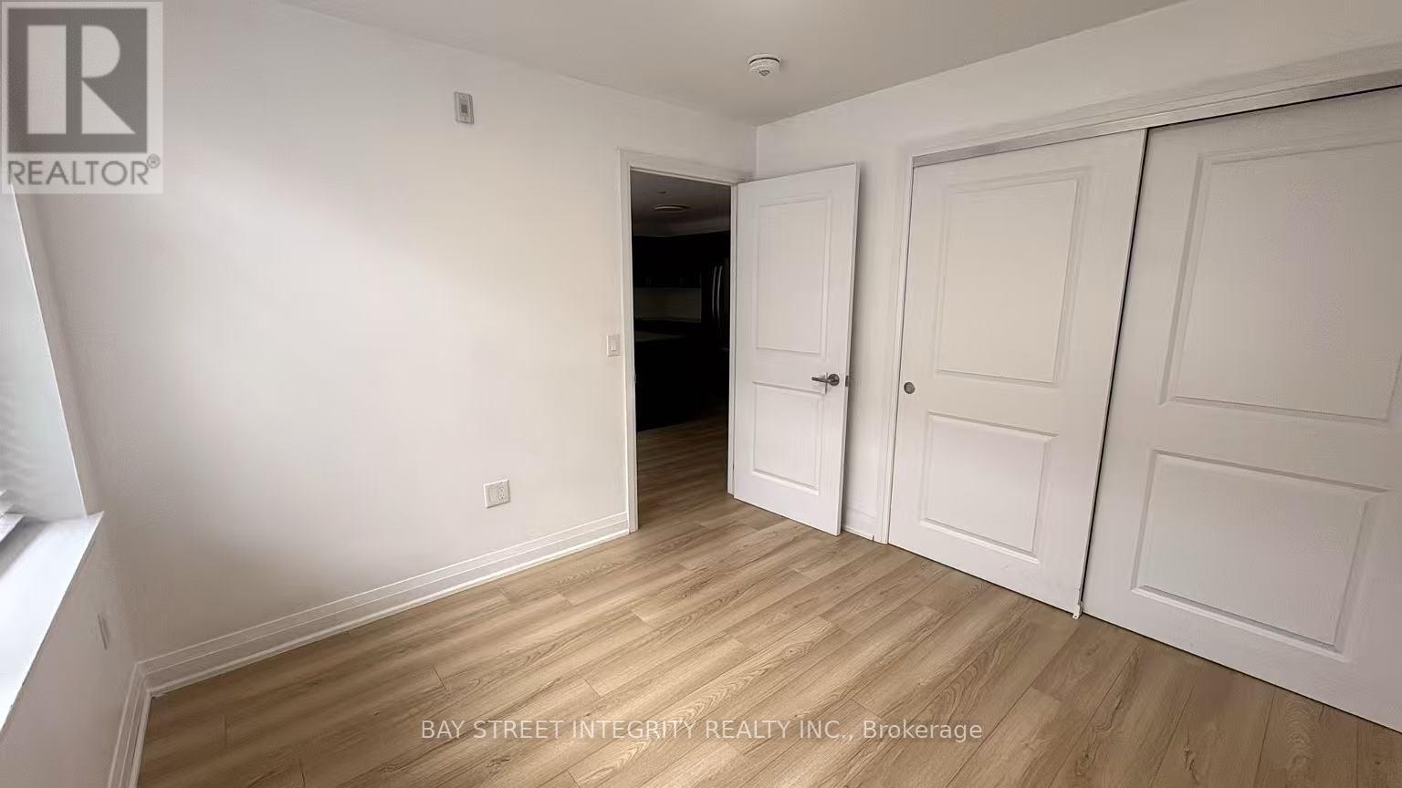 202 - 1 Redfern Avenue, Hamilton, Ontario  L9C 0E6 - Photo 8 - X13020278
