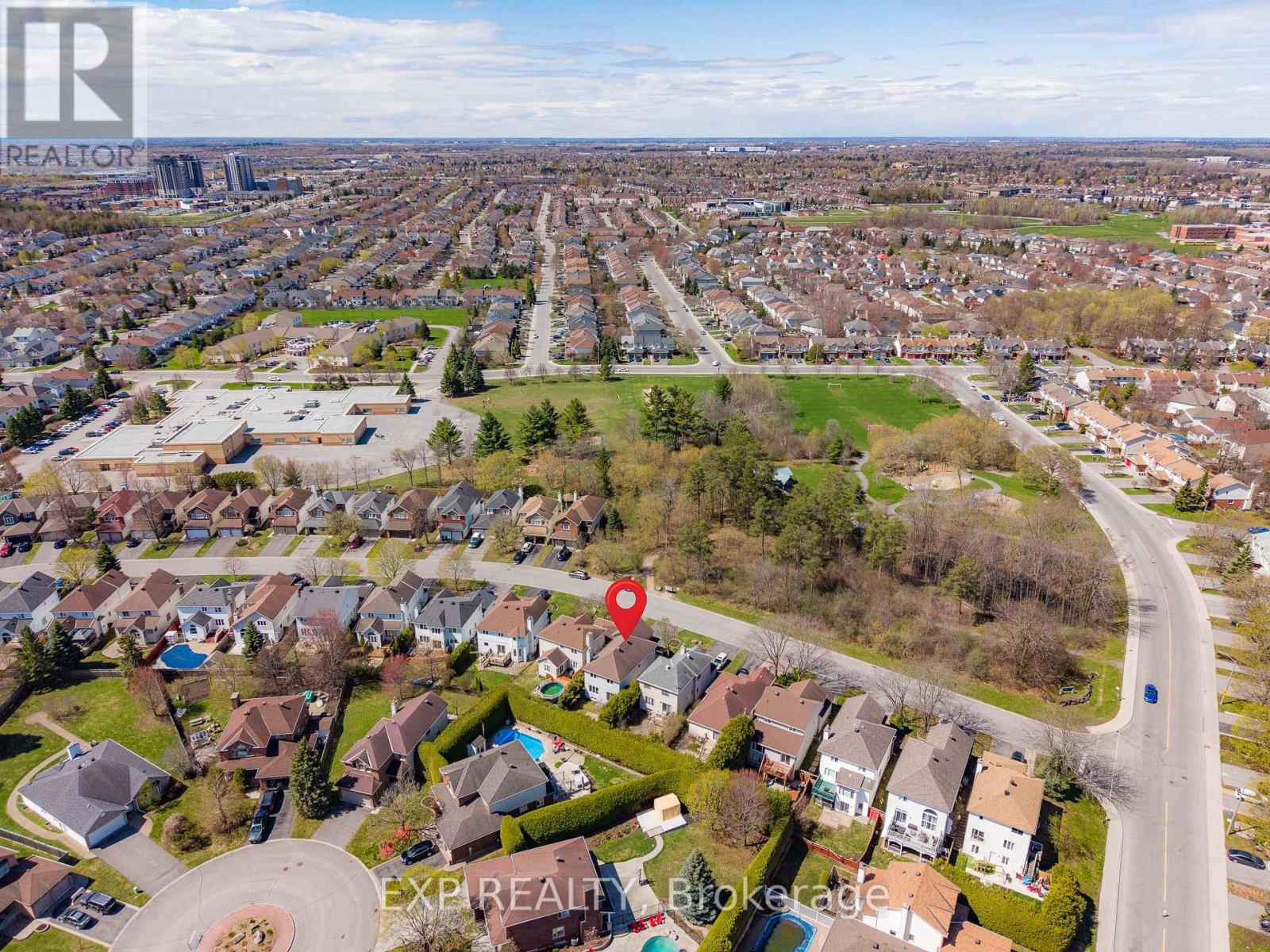 126 Grenadier Way, Ottawa, Ontario  K2J 4M1 - Photo 3 - X13074918