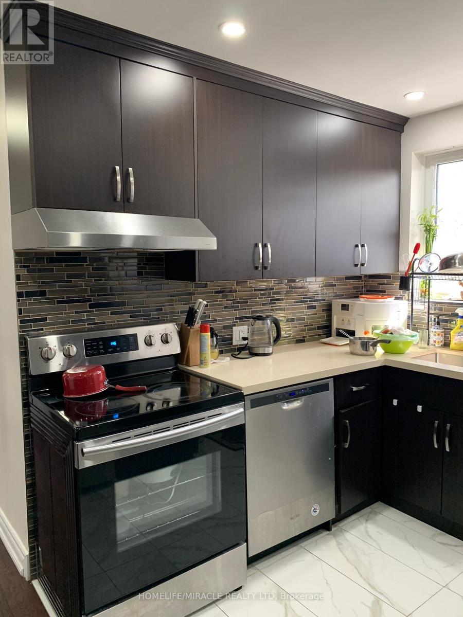 1476 CAWTHRA ROAD, Mississauga, Ontario