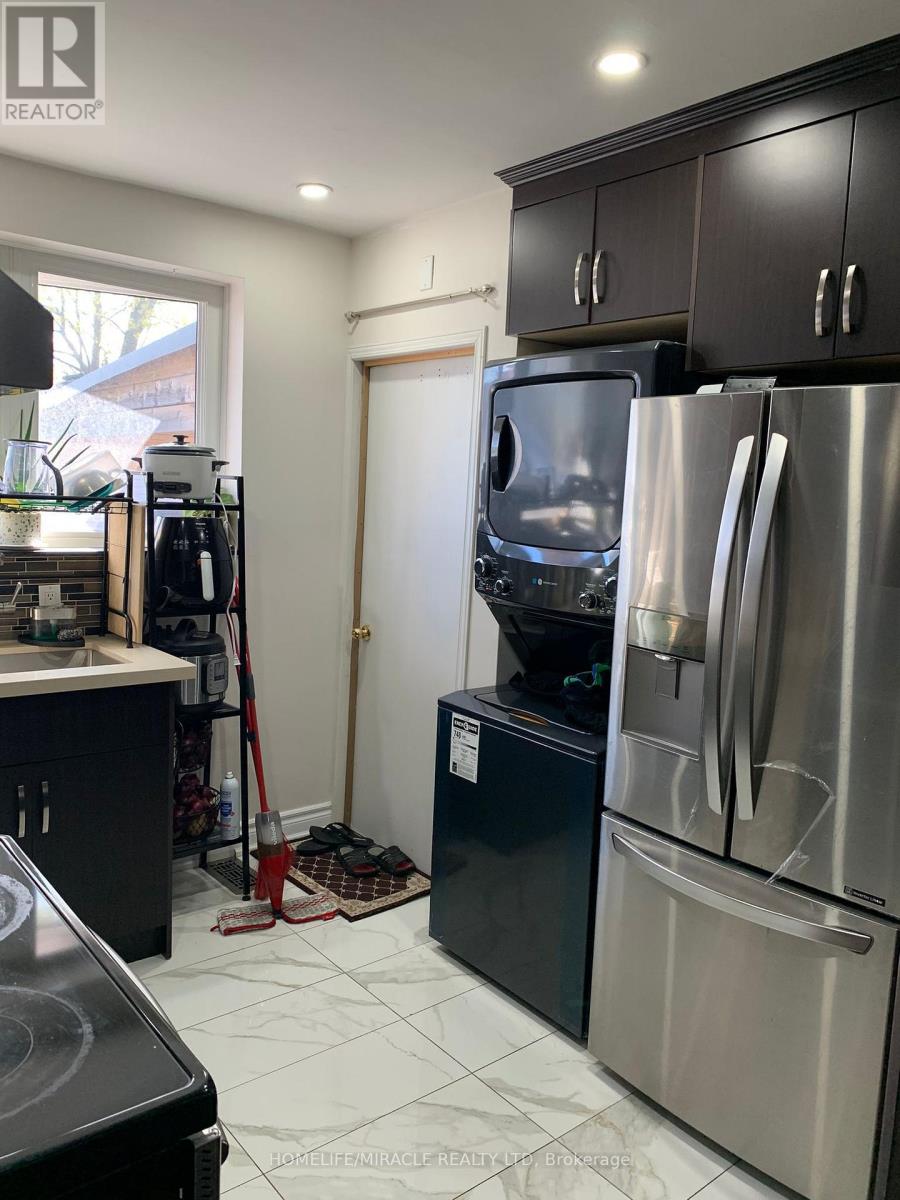 1476 Cawthra Road, Mississauga, Ontario  L5G 4L2 - Photo 3 - W13075012