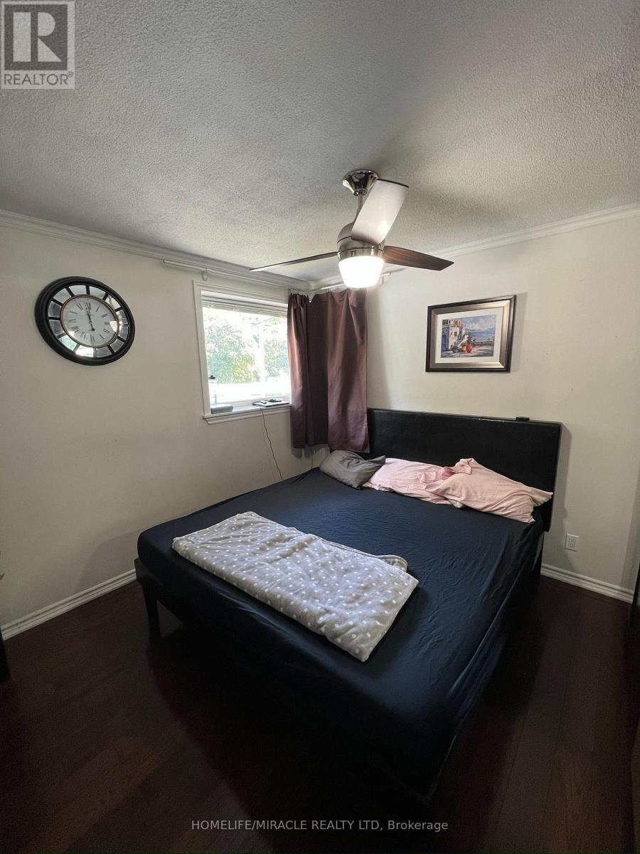 1476 Cawthra Road, Mississauga, Ontario  L5G 4L2 - Photo 9 - W13075012