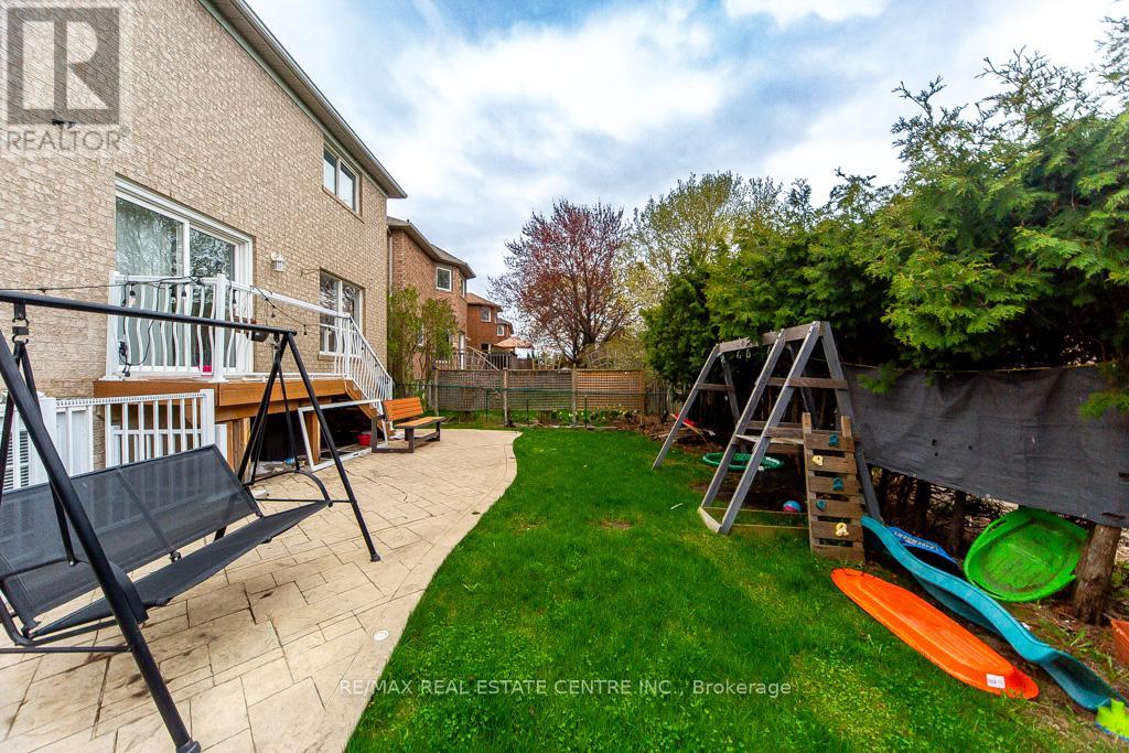 Bsmt - 6842 Forest Park Drive, Mississauga, Ontario  L5N 6X6 - Photo 15 - W13075014