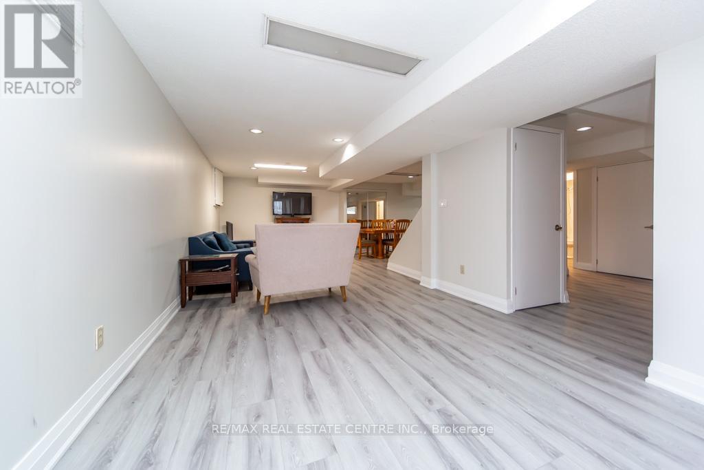 Bsmt - 6842 Forest Park Drive, Mississauga, Ontario  L5N 6X6 - Photo 4 - W13075014
