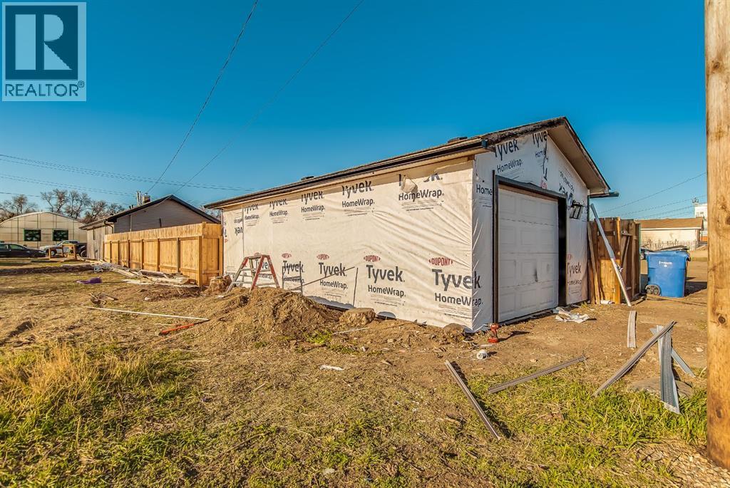 1313 Bridge Street SE, Medicine Hat, Alberta  T1A 1E5 - Photo 22 - A2306552