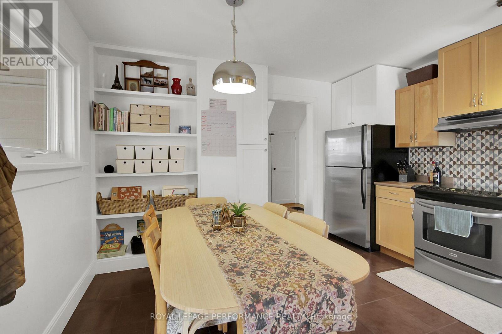 345 Tweedsmuir Avenue, Ottawa, Ontario  K1Z 5N3 - Photo 4 - X13075028