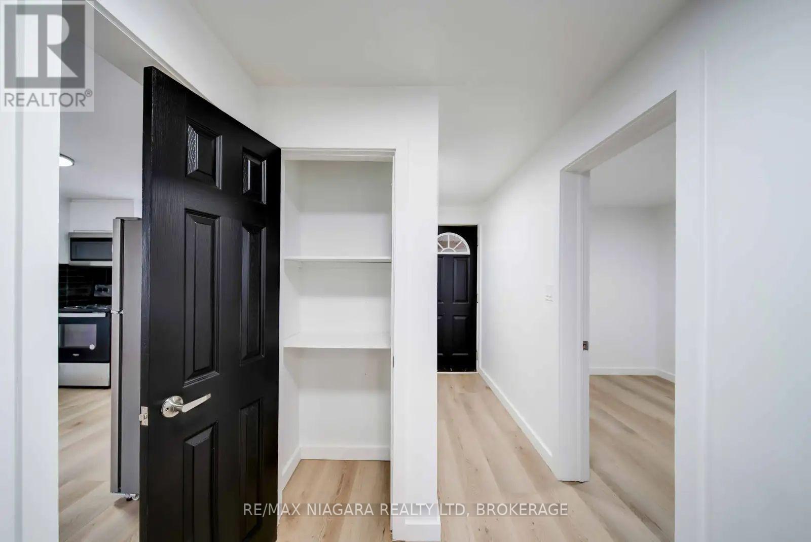 Upper - 261 Grantham Avenue, St. Catharines (Facer), Ontario  L2M 4Z6 - Photo 8 - X13075030