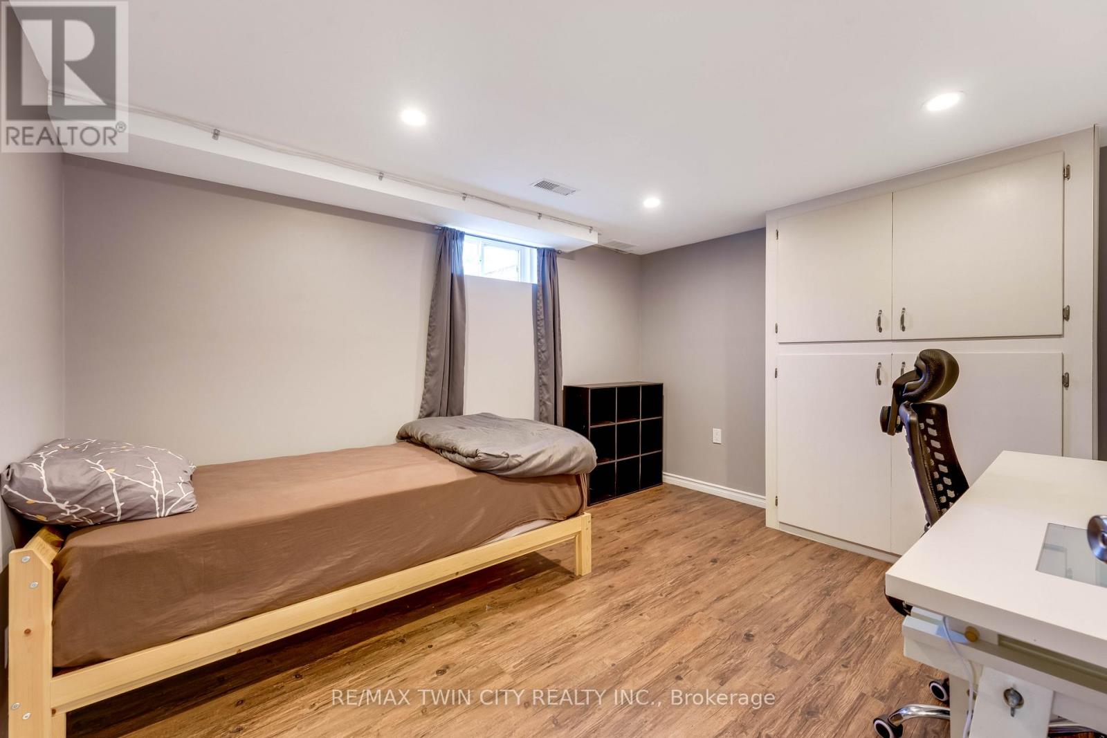 92 Braeside Avenue, Waterloo, Ontario  N2J 2C6 - Photo 30 - X13056898