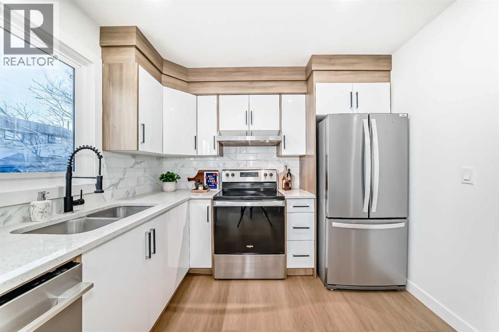 200 Falworth Way NE, Calgary, Alberta  T3J 1E8 - Photo 6 - A2293439