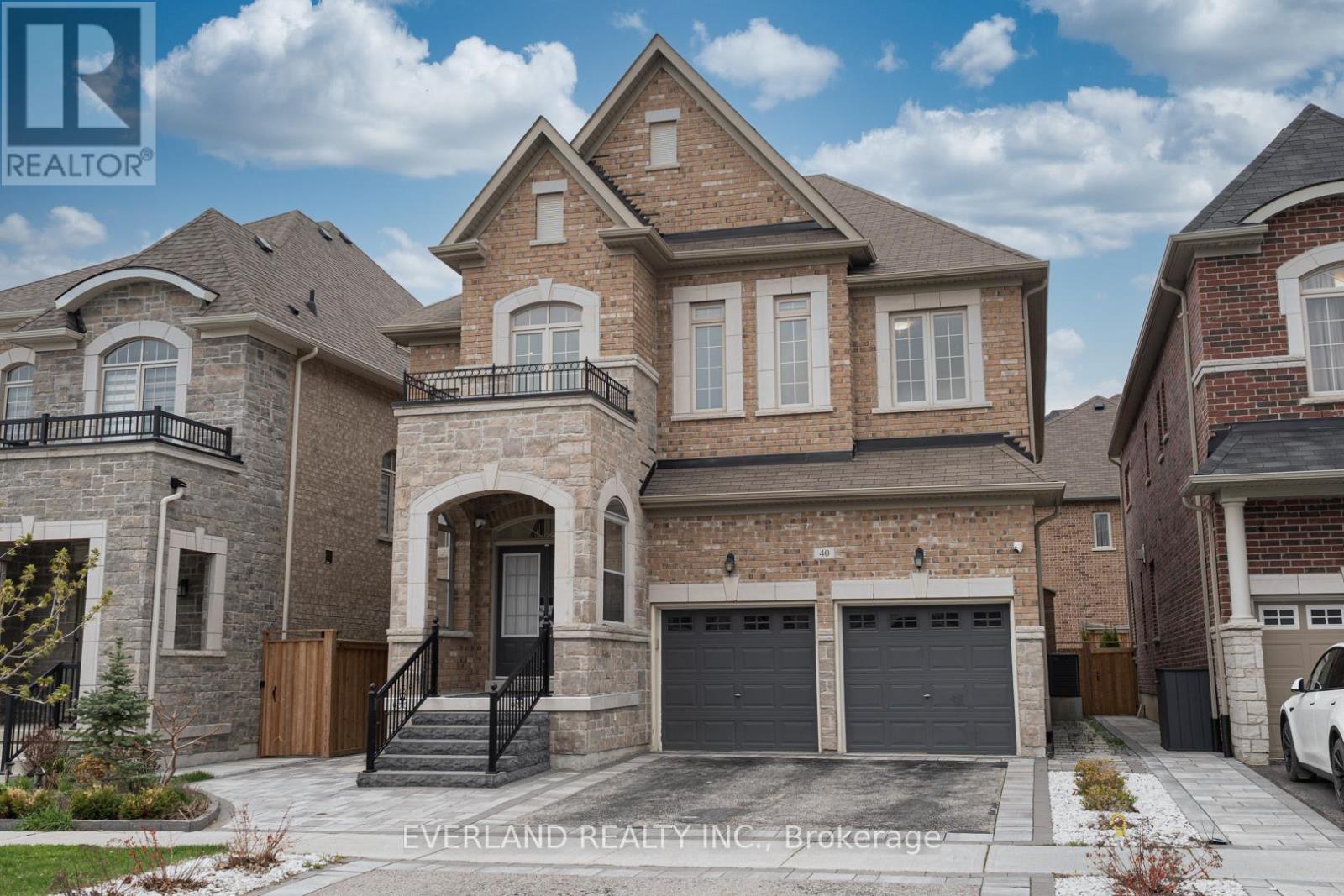 40 MARBROOK STREET, Richmond Hill, Ontario