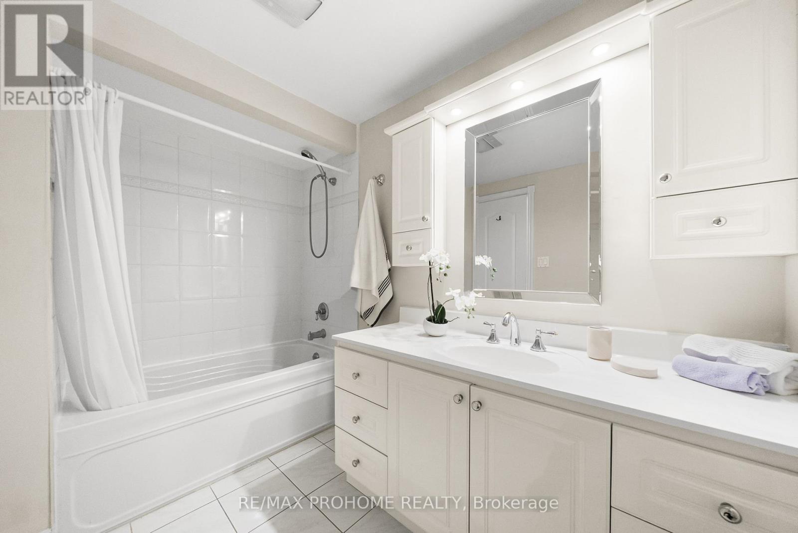 127 Senator Reesor Drive, Markham, Ontario  L3P 3E6 - Photo 37 - N13060122