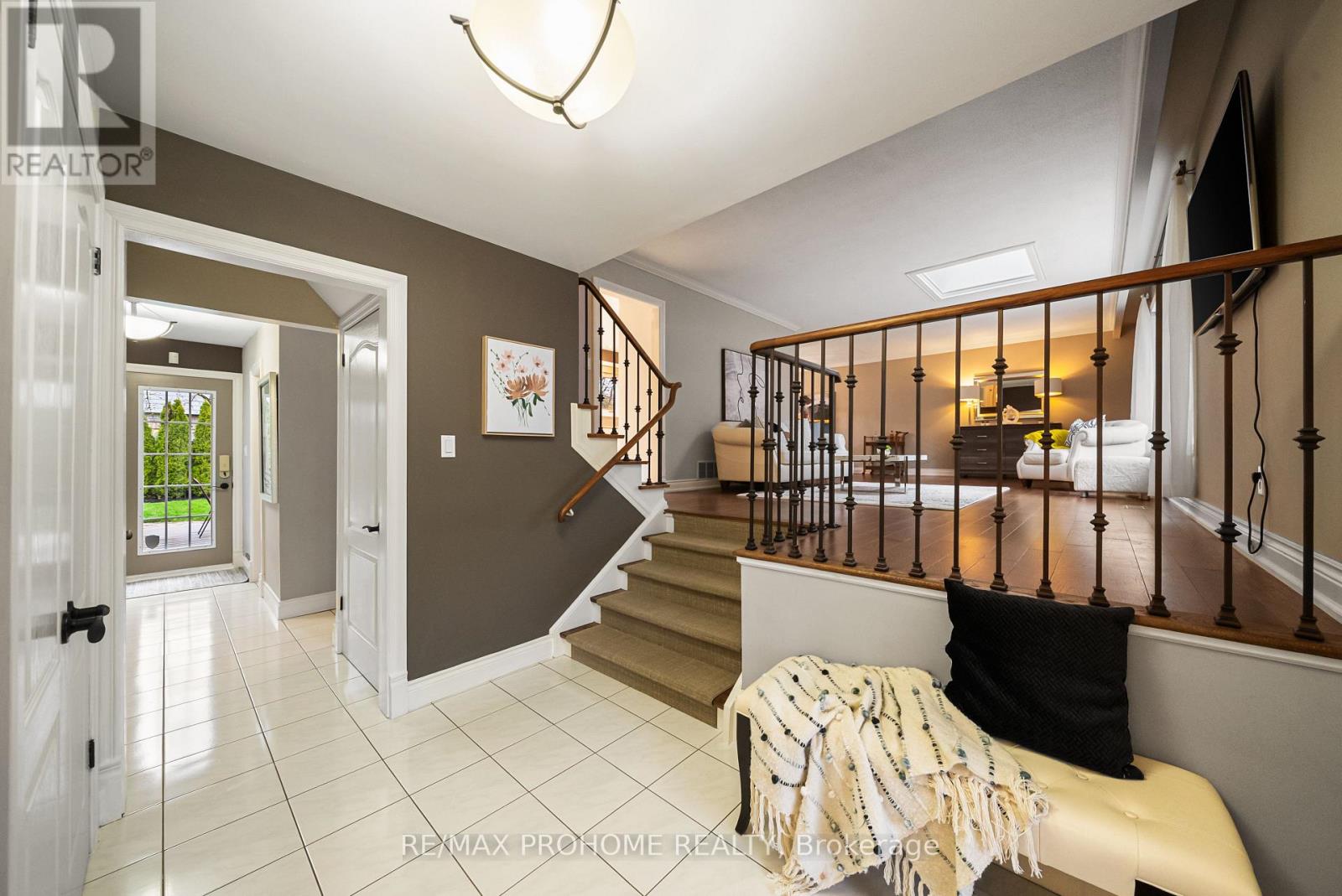 127 Senator Reesor Drive, Markham, Ontario  L3P 3E6 - Photo 5 - N13060122
