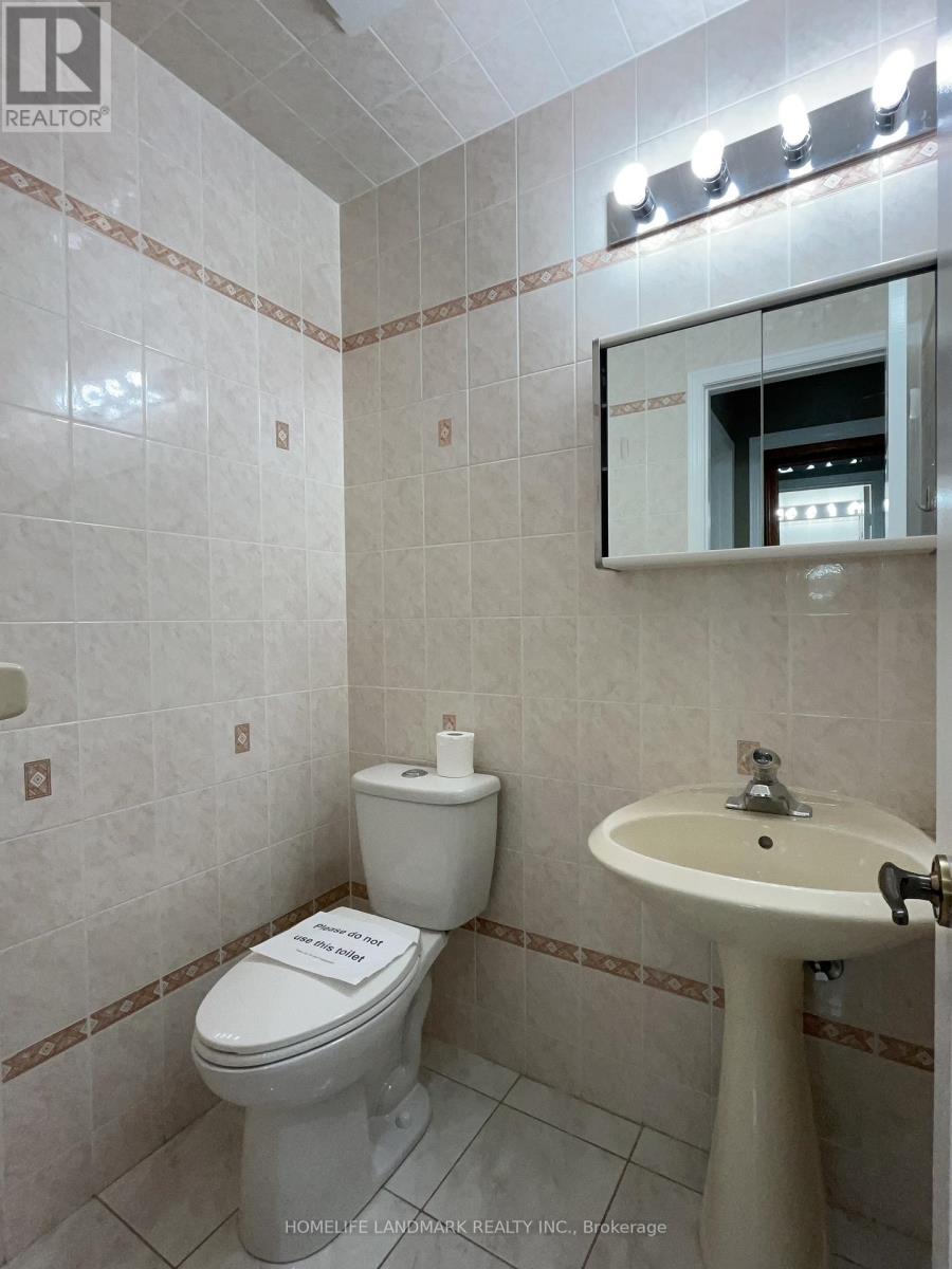 2200 Sixth Line, Oakville, Ontario  L6H 3N1 - Photo 3 - W13074580