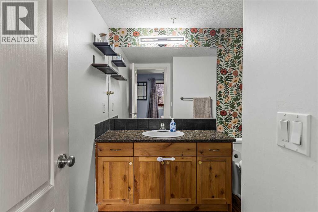 109, 300 Palliser Lane, Canmore, Alberta  T1W 0H3 - Photo 24 - A2307393