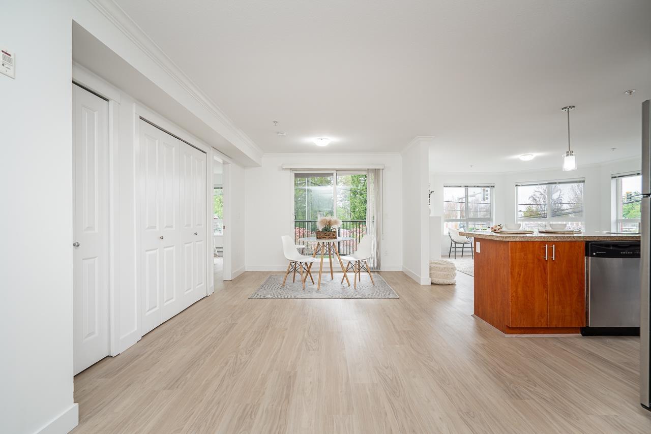 215 14960 102a Avenue, Surrey, British Columbia  V3R 6A3 - Photo 12 - R3117262