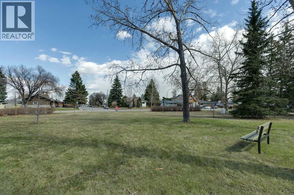 24 Westwood Crescent SW, Calgary, Alberta  T3C 2W6 - Photo 34 - A2302603