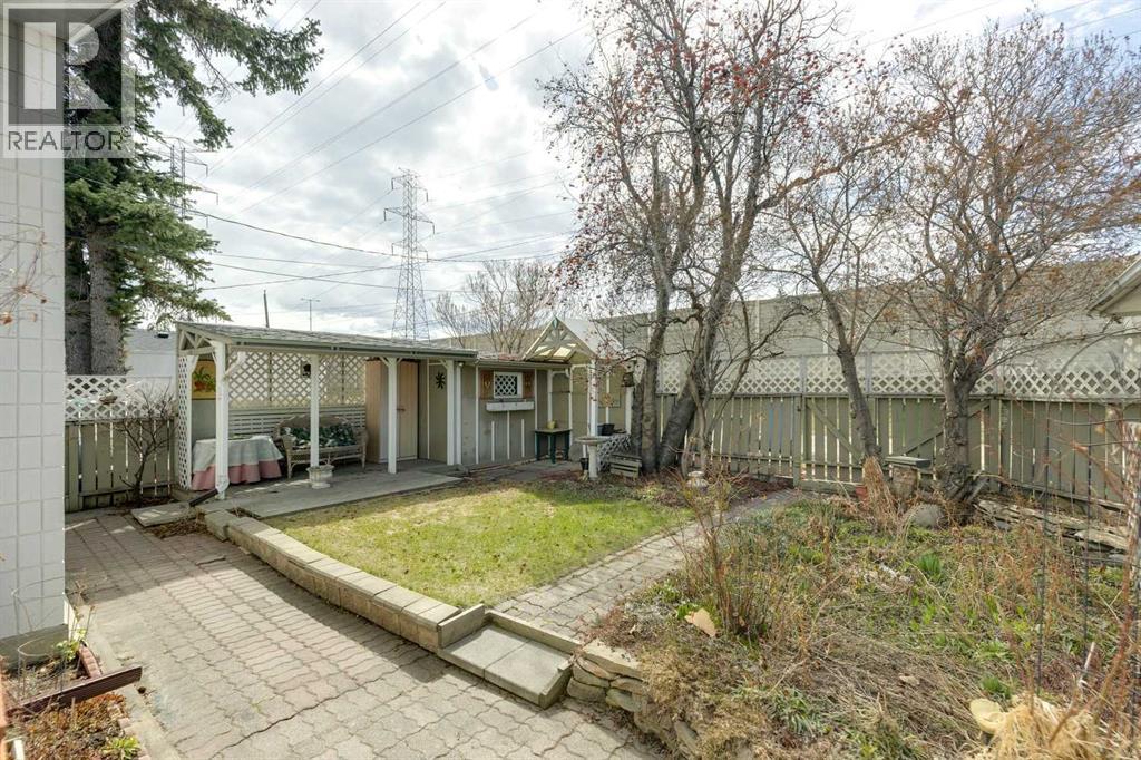 24 Westwood Crescent SW, Calgary, Alberta  T3C 2W6 - Photo 29 - A2302603