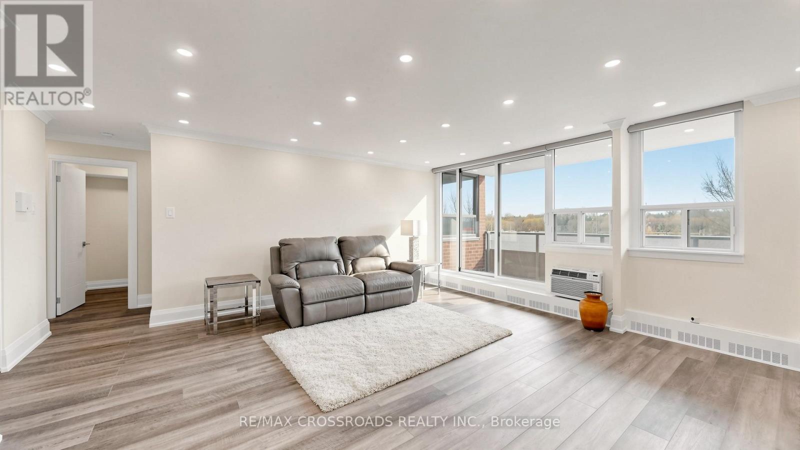 406 - 15 Torrance Road, Toronto, Ontario  M1J 3K2 - Photo 13 - E13075046
