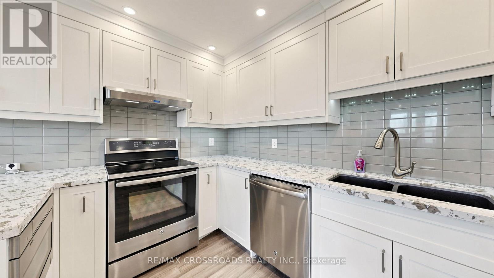 406 - 15 Torrance Road, Toronto, Ontario  M1J 3K2 - Photo 23 - E13075046