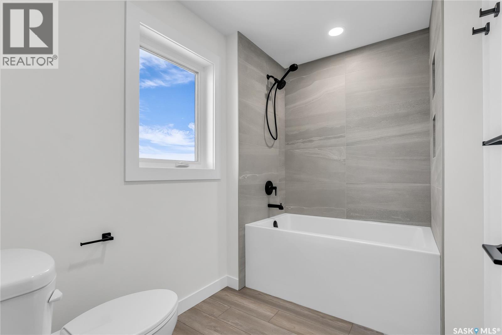428 Woolf Bend, Saskatoon, Saskatchewan  S7W 1E5 - Photo 40 - SK027684