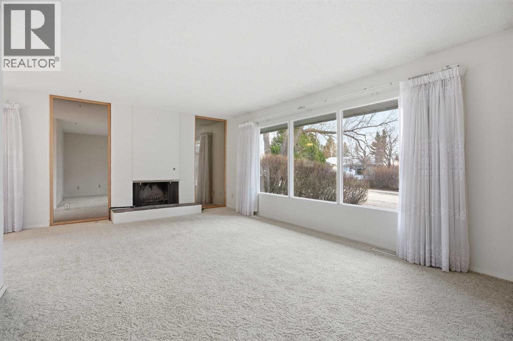 5220 Barron Drive NW, Calgary, Alberta  T2L 1T6 - Photo 6 - A2306784